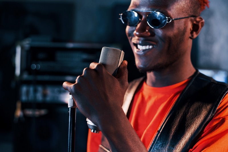 Vocal practice at the microphone